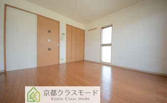 ワイドな室内空間が魅力です♪駅まで徒歩3分！角部屋！