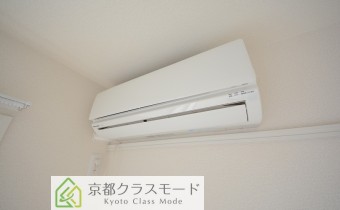 ※室内写真は同マンション内の別タイプの物です。