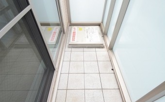 ※室内写真は同マンション内の別タイプの物です。