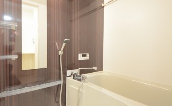 ※室内写真は同建物内・別タイプの参考画像となります。