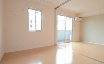 ※室内写真は同建物内・別タイプの参考画像となります。