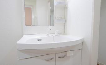 独立洗面所　シャンプードレッサー完備です♪