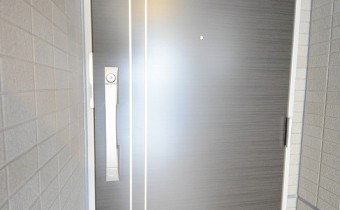 玄関ドア
