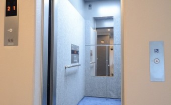 エレベーター