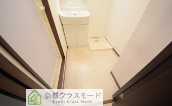 洗面所　脱衣所タイプが嬉しいですよね♪