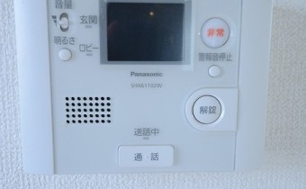 セキュリティ　安心のTVモニター付きオートロックです！