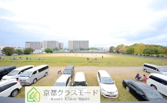 眺望　眺望　休日には一緒にお散歩しましょう。