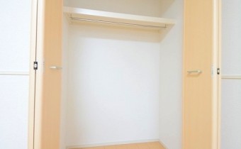 収納　洋室　収納力抜群です♪