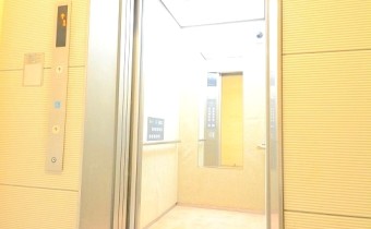 エレベーター完備