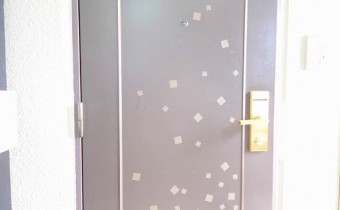 玄関ドア