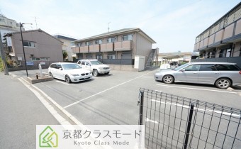 敷地内ガレージ