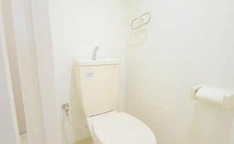 トイレ※同マンション別タイプの写真です