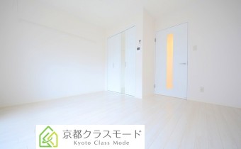 室内はリノベーションされますのでピカピカです♪