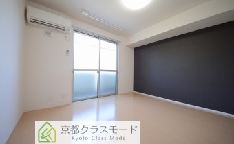 Room10.7