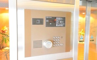 オートロックドア