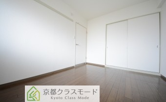Room6