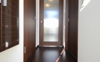 ※同マンション内（403号室）の室内写真です。