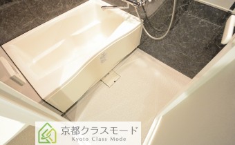 ※同マンション内（403号室）の室内写真です。