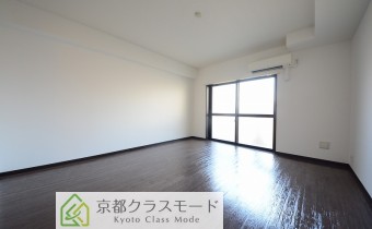 Room9.7