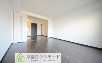 Room9.7
