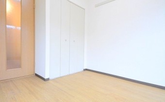 洋室6.6帖・別アングル