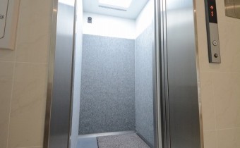 エレベーターも完備