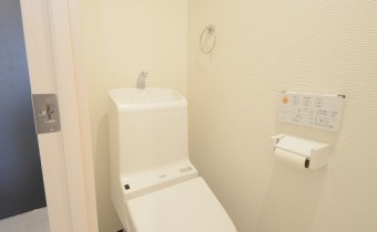 ウォシュレットトイレ完備