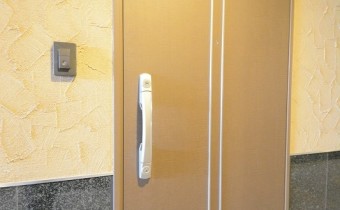 玄関ドア