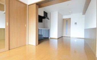 天井が高めです♪