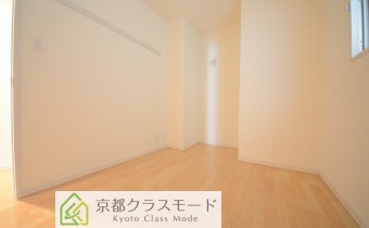 洋室　※室内写真は同マンション内の205号室のものです。