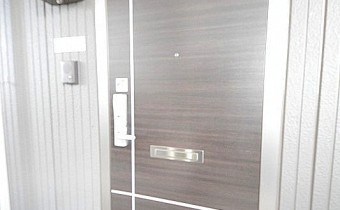 玄関ドア