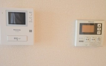 安心のTVモニター付きインターホン