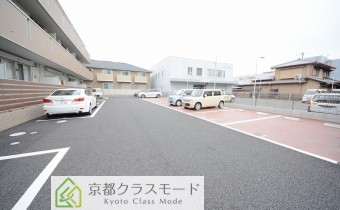敷地内ガレージ完備