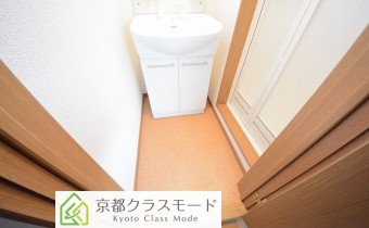 脱衣洗面室