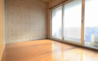 洋室は8帖ございます！