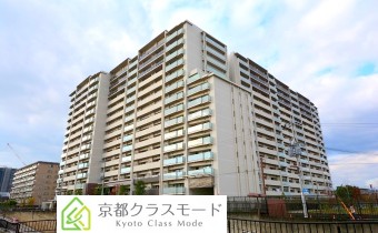 15階建ての大規模分譲マンション