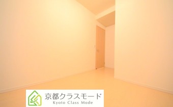 洋室　6.5帖　別アングル