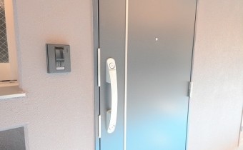 玄関扉