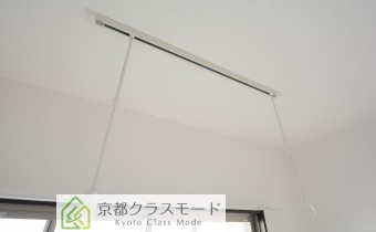 室内物干しがあるので雨の日だって洗濯物が干せちゃいます！