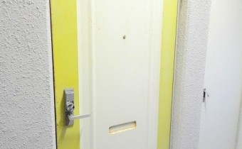 玄関ドア