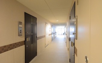 マンション　共用廊下
