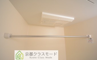 ※室内写真は同マンション内の別タイプのものです。