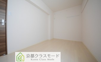 Room6
