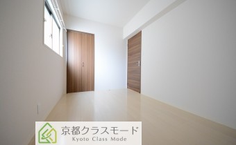 Room6