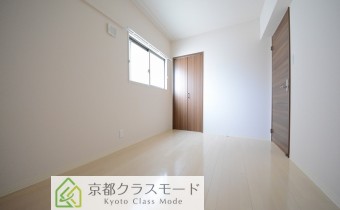 Room6