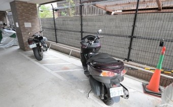 バイク置場