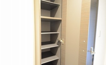 シューズボックス