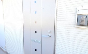 玄関ドア