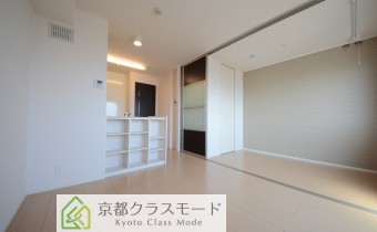 女性に人気のカウンターキッチンタイプ！明るい室内♪