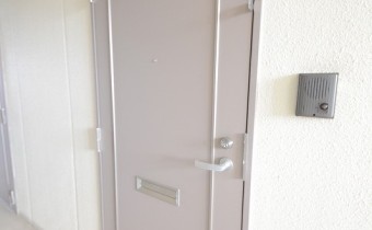 玄関ドア